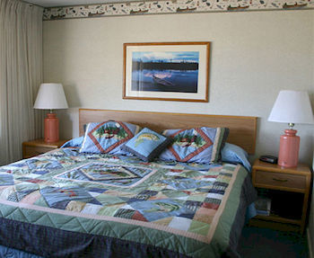 The Shoreline Inn グランド・マレー エクステリア 写真